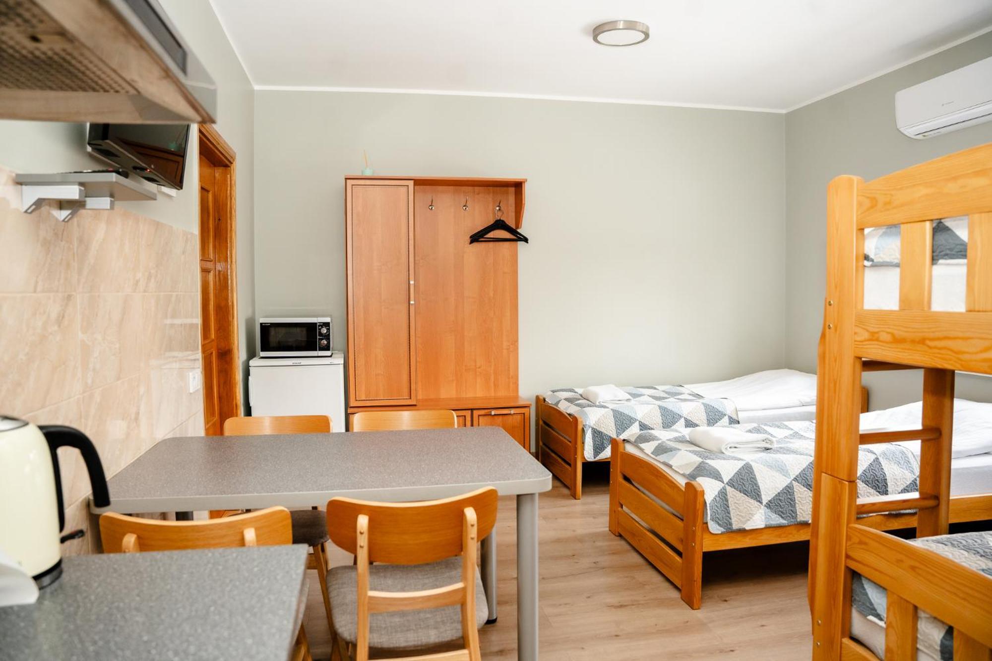 Alma B&B Kalvarija Екстер'єр фото