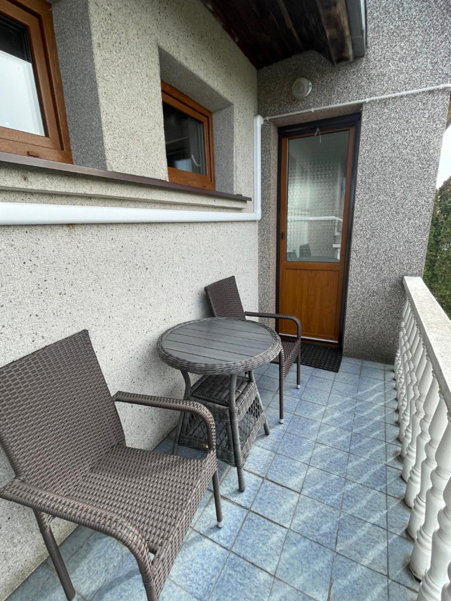 Alma B&B Kalvarija Екстер'єр фото